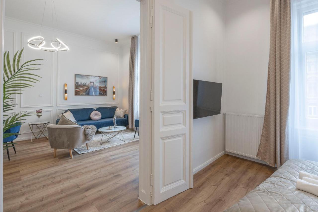 Luxurious Central Grand Home W/ 3Bedrm 2Bathrm Budapest Ngoại thất bức ảnh
