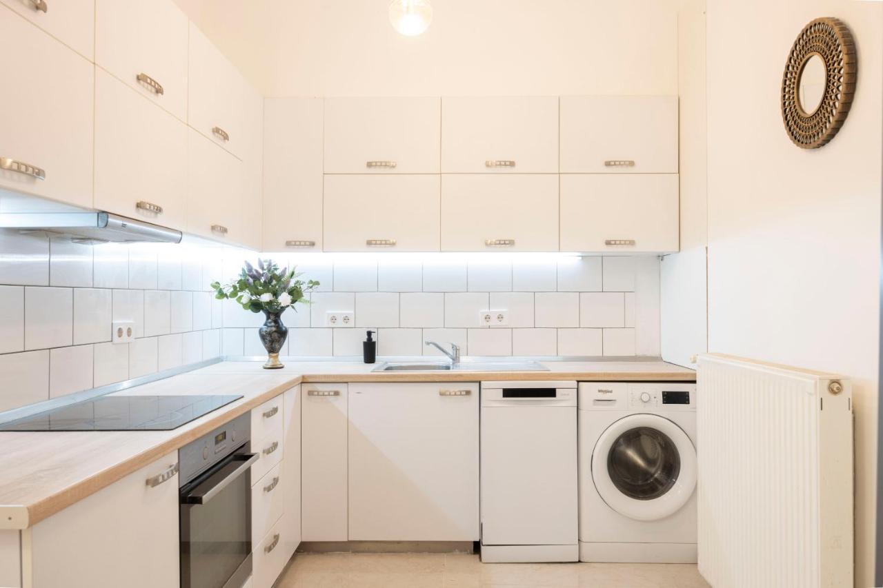 Luxurious Central Grand Home W/ 3Bedrm 2Bathrm Budapest Ngoại thất bức ảnh